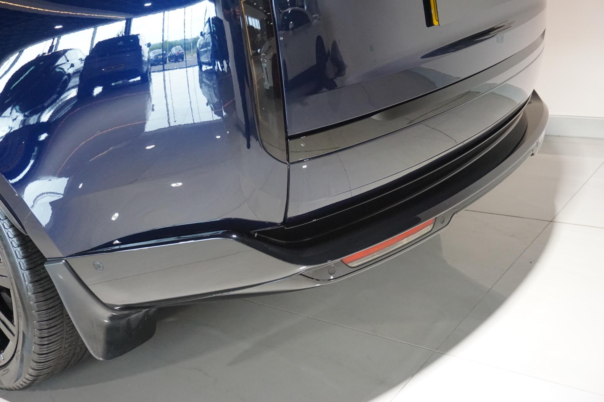Land Rover Range Rover 3.0 P440e 38.2kWh HSE SUV 5dr Petrol Plug-in Hybrid Auto 4WD Euro 6 (s/s) (440 ps)